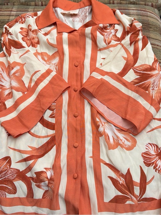 Rococo Sand Tops - Rococo Sand Orange and White Floral Button-Front Blouse